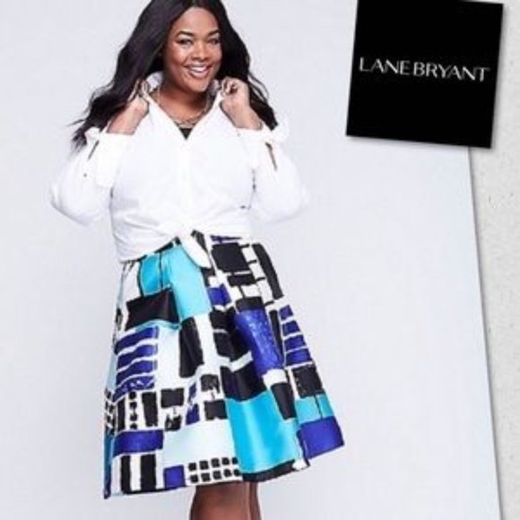 Lane Bryant Dresses & Skirts - Lane Bryant Blue Geometric Circle Skirt w/Pockets